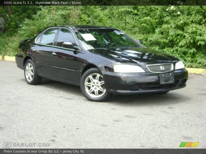 Front 3/4 View of 2000 TL 3.2