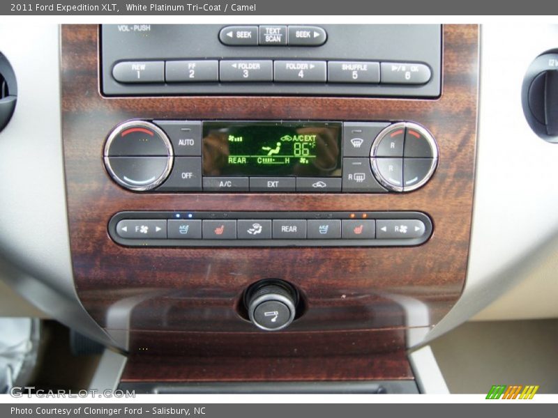 White Platinum Tri-Coat / Camel 2011 Ford Expedition XLT