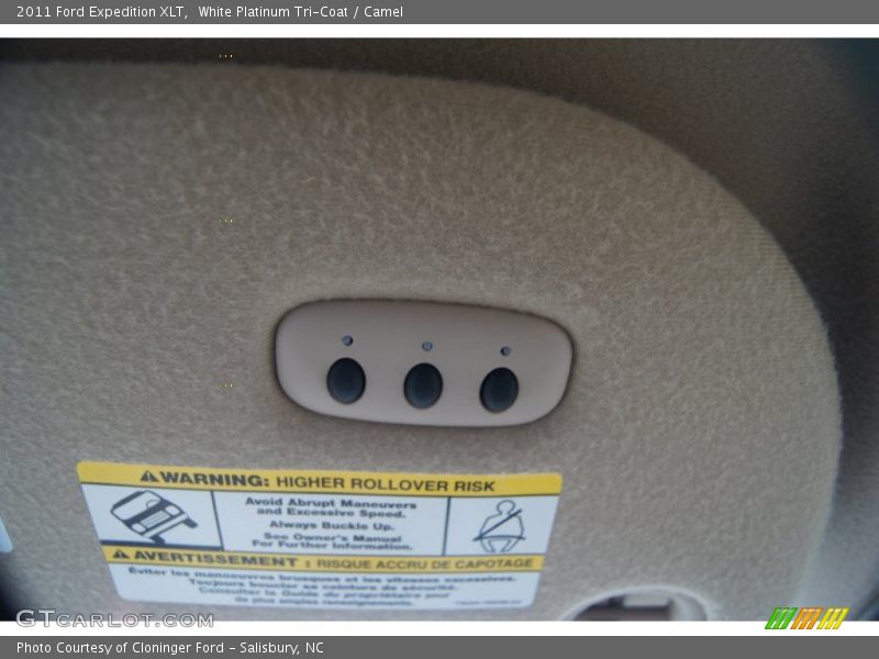 White Platinum Tri-Coat / Camel 2011 Ford Expedition XLT