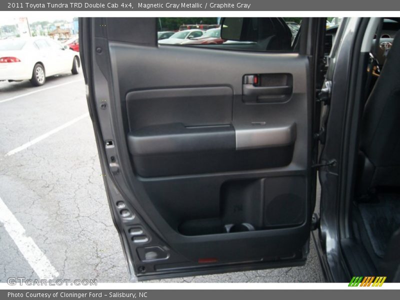 Magnetic Gray Metallic / Graphite Gray 2011 Toyota Tundra TRD Double Cab 4x4