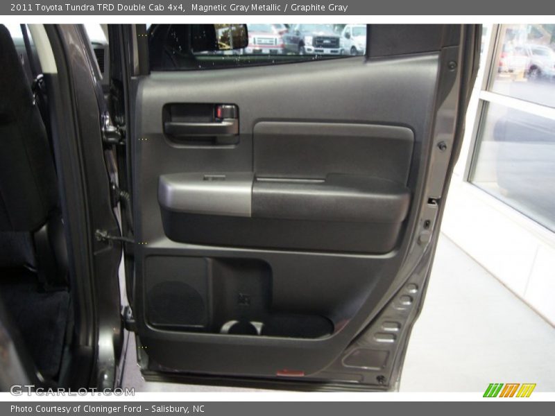 Magnetic Gray Metallic / Graphite Gray 2011 Toyota Tundra TRD Double Cab 4x4