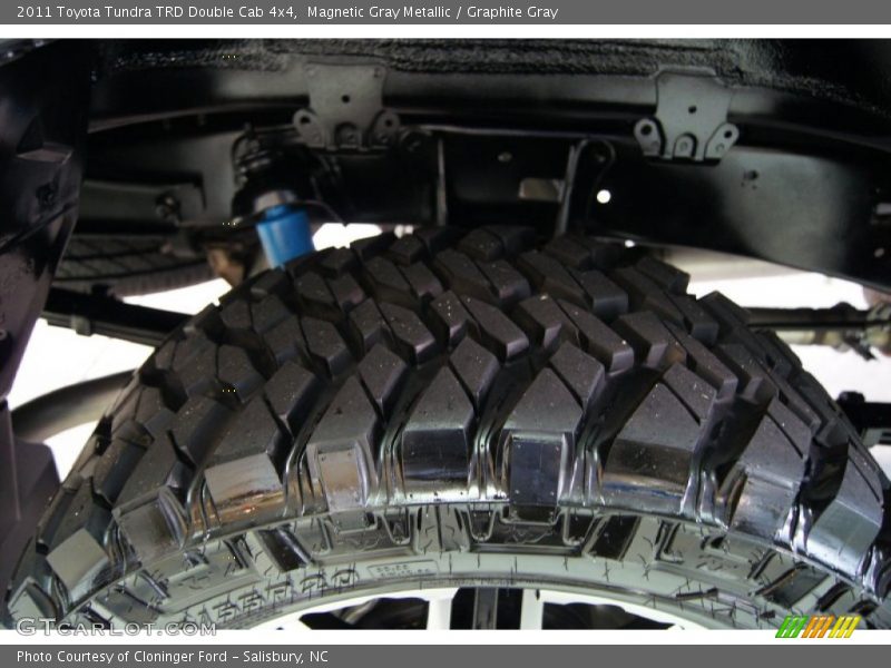 Magnetic Gray Metallic / Graphite Gray 2011 Toyota Tundra TRD Double Cab 4x4