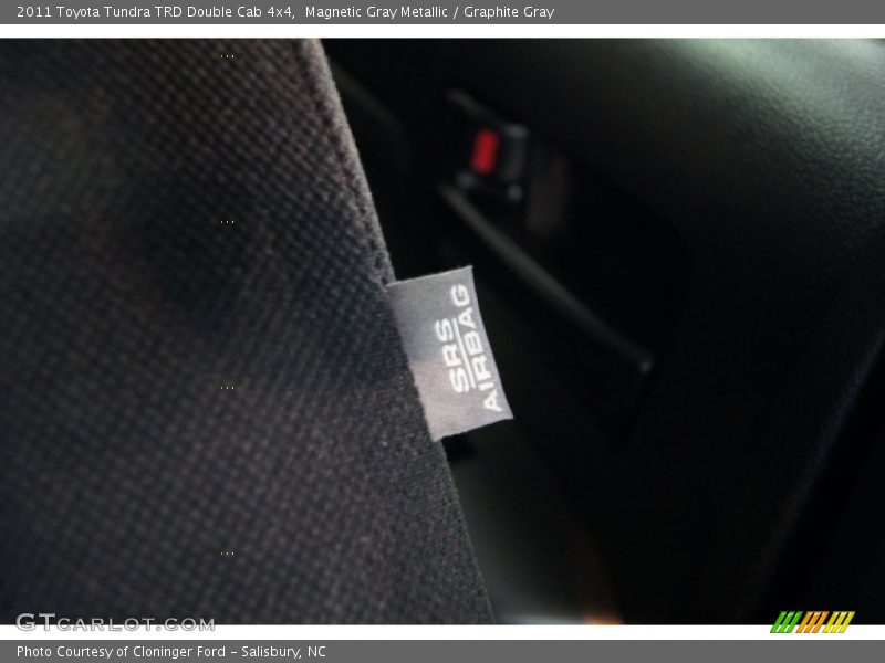 Magnetic Gray Metallic / Graphite Gray 2011 Toyota Tundra TRD Double Cab 4x4