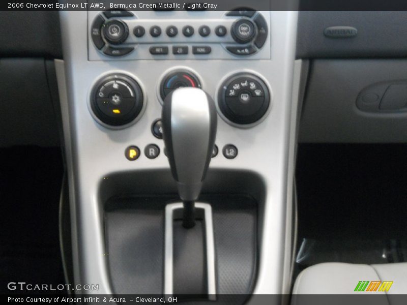 Bermuda Green Metallic / Light Gray 2006 Chevrolet Equinox LT AWD