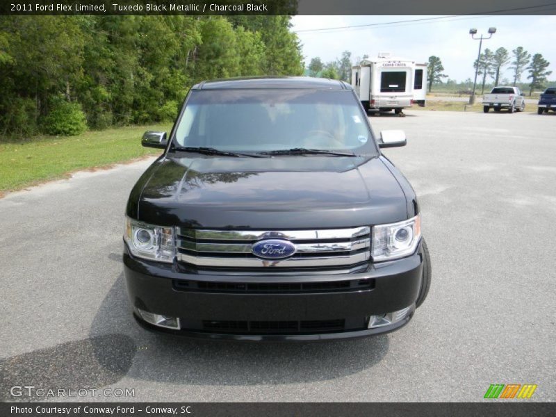 Tuxedo Black Metallic / Charcoal Black 2011 Ford Flex Limited