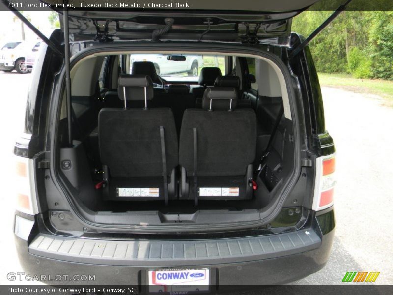 Tuxedo Black Metallic / Charcoal Black 2011 Ford Flex Limited