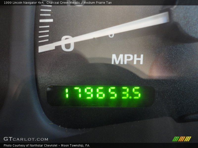 Charcoal Green Metallic / Medium Prairie Tan 1999 Lincoln Navigator 4x4