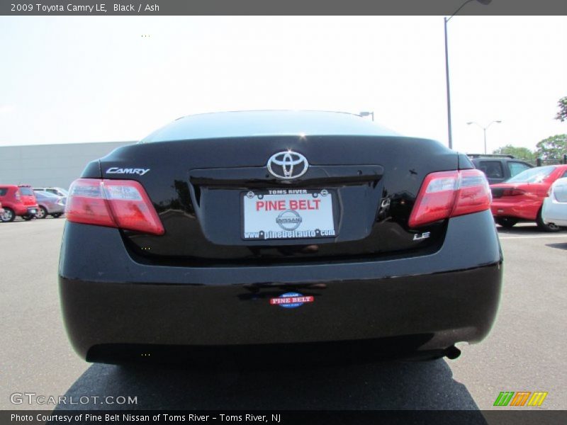 Black / Ash 2009 Toyota Camry LE