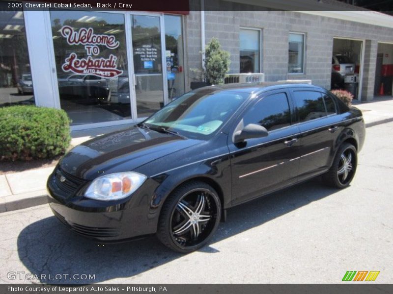 Black / Gray 2005 Chevrolet Cobalt Sedan