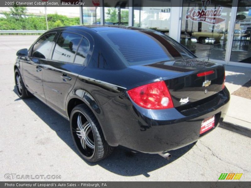 Black / Gray 2005 Chevrolet Cobalt Sedan