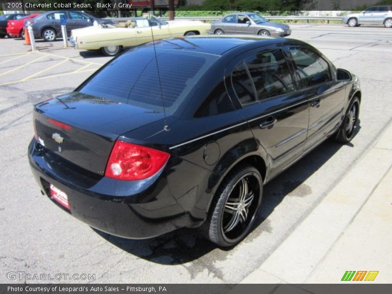 Black / Gray 2005 Chevrolet Cobalt Sedan