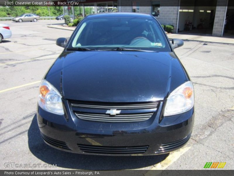 Black / Gray 2005 Chevrolet Cobalt Sedan