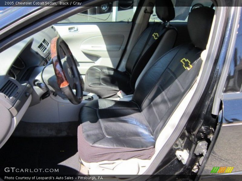 Black / Gray 2005 Chevrolet Cobalt Sedan