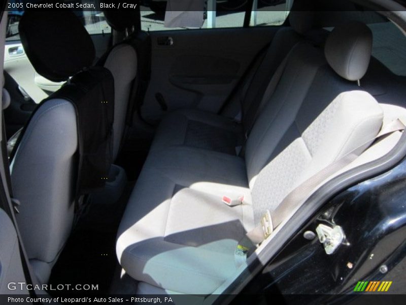 Black / Gray 2005 Chevrolet Cobalt Sedan