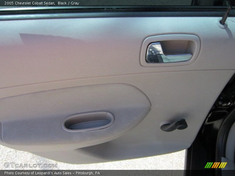 Black / Gray 2005 Chevrolet Cobalt Sedan