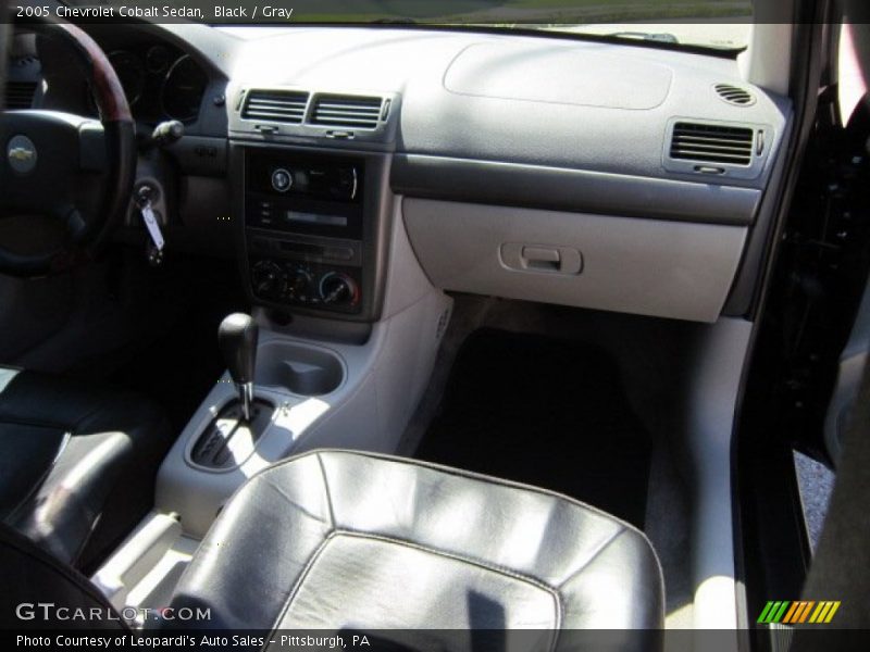 Black / Gray 2005 Chevrolet Cobalt Sedan