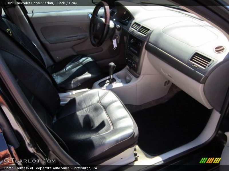 Black / Gray 2005 Chevrolet Cobalt Sedan