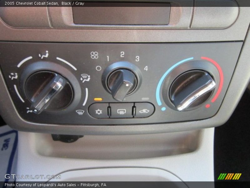 Black / Gray 2005 Chevrolet Cobalt Sedan