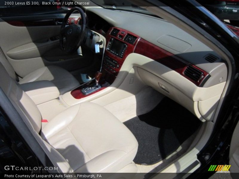 Black Onyx / Light Charcoal 2003 Lexus ES 300