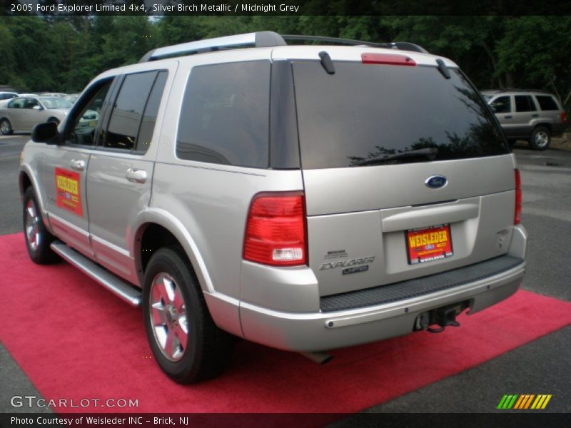 Silver Birch Metallic / Midnight Grey 2005 Ford Explorer Limited 4x4