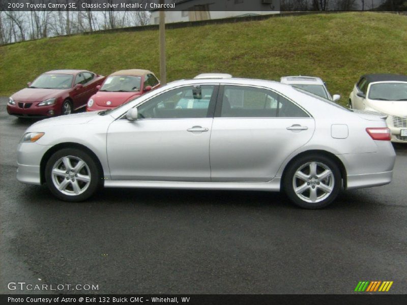 Classic Silver Metallic / Charcoal 2009 Toyota Camry SE