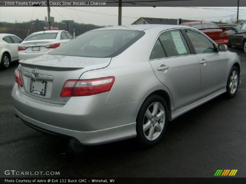 Classic Silver Metallic / Charcoal 2009 Toyota Camry SE