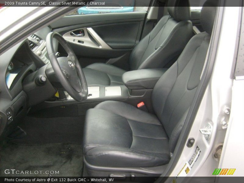 Classic Silver Metallic / Charcoal 2009 Toyota Camry SE