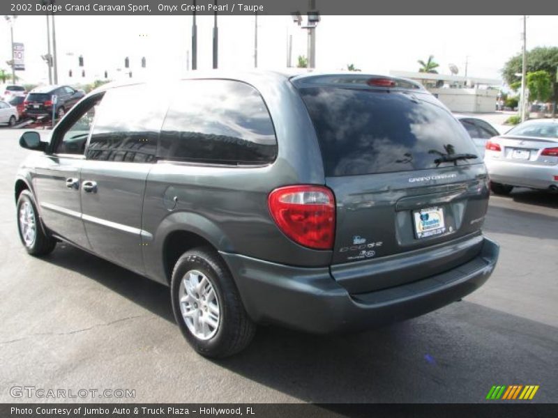 Onyx Green Pearl / Taupe 2002 Dodge Grand Caravan Sport