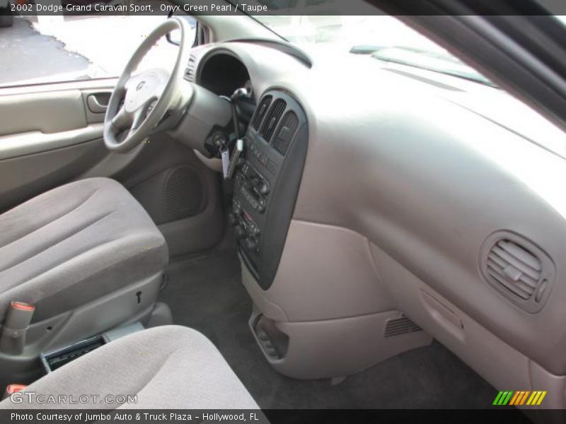 Onyx Green Pearl / Taupe 2002 Dodge Grand Caravan Sport
