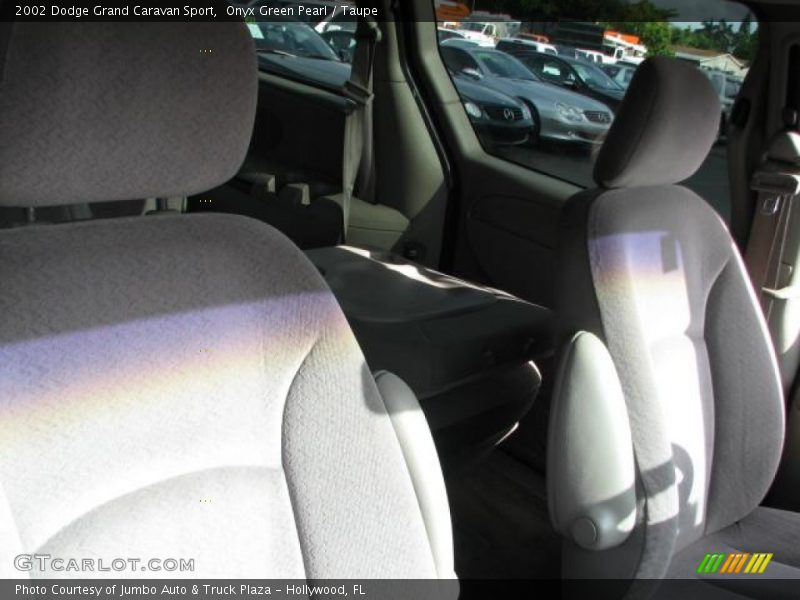 Onyx Green Pearl / Taupe 2002 Dodge Grand Caravan Sport