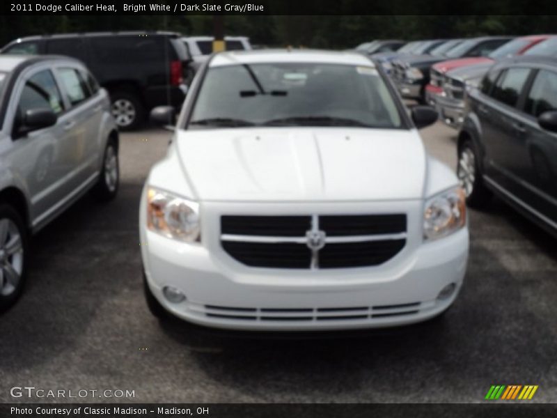 Bright White / Dark Slate Gray/Blue 2011 Dodge Caliber Heat