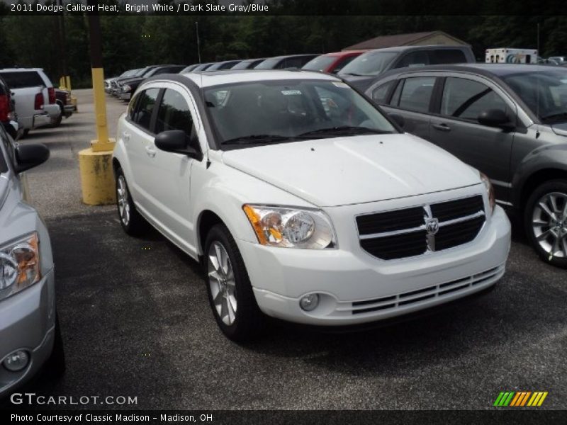 Bright White / Dark Slate Gray/Blue 2011 Dodge Caliber Heat