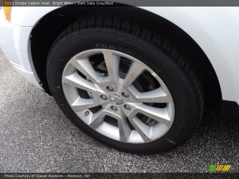 Bright White / Dark Slate Gray/Blue 2011 Dodge Caliber Heat