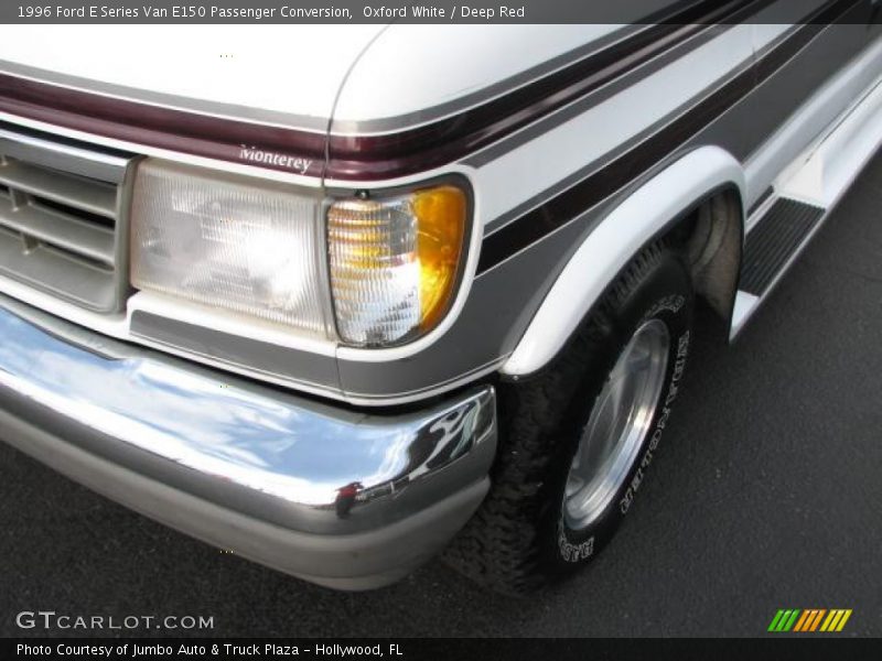 Oxford White / Deep Red 1996 Ford E Series Van E150 Passenger Conversion