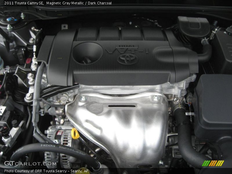 Magnetic Gray Metallic / Dark Charcoal 2011 Toyota Camry SE