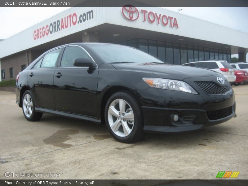 Black / Ash 2011 Toyota Camry SE