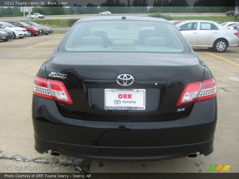 Black / Ash 2011 Toyota Camry SE