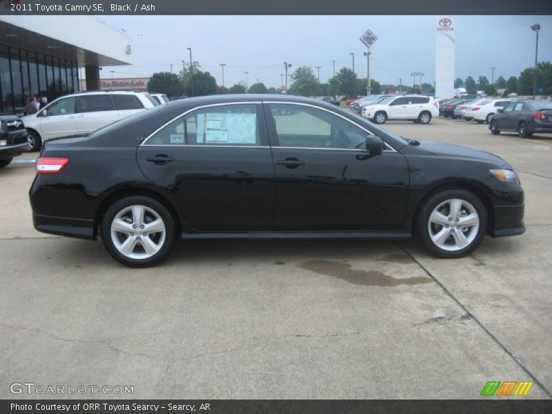 Black / Ash 2011 Toyota Camry SE