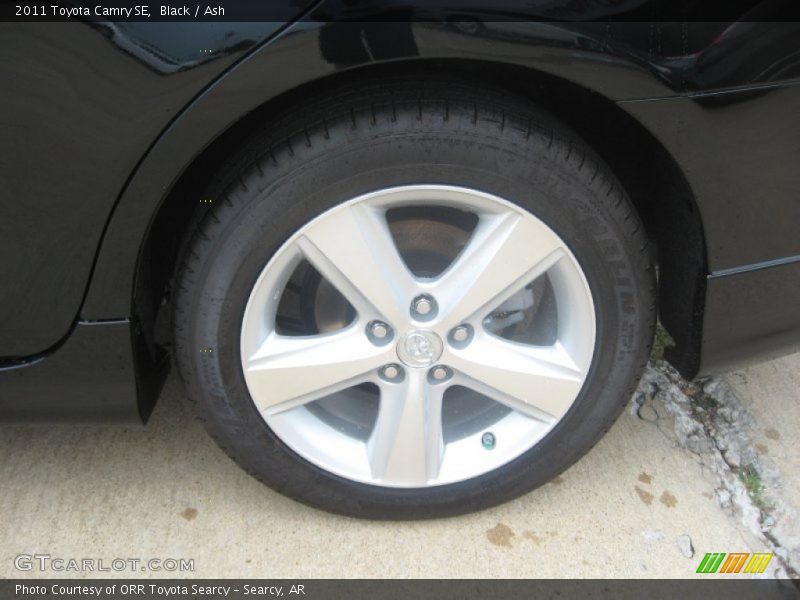 Black / Ash 2011 Toyota Camry SE