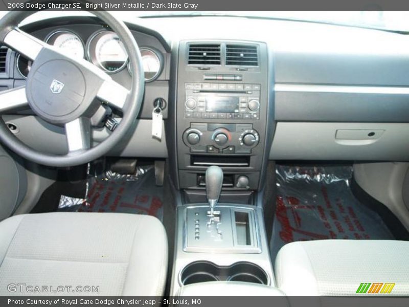 Bright Silver Metallic / Dark Slate Gray 2008 Dodge Charger SE