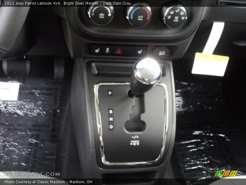Bright Silver Metallic / Dark Slate Gray 2011 Jeep Patriot Latitude 4x4