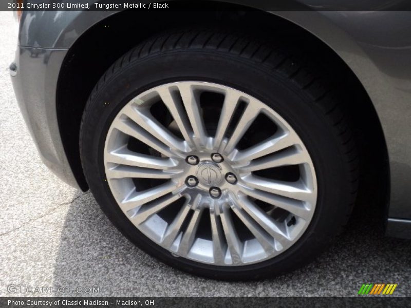 Tungsten Metallic / Black 2011 Chrysler 300 Limited