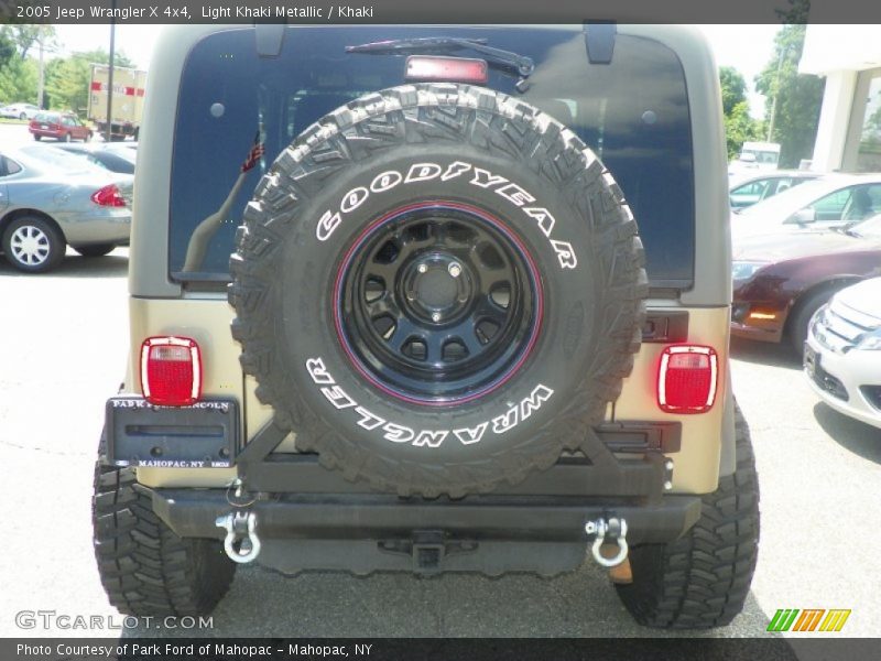 Light Khaki Metallic / Khaki 2005 Jeep Wrangler X 4x4