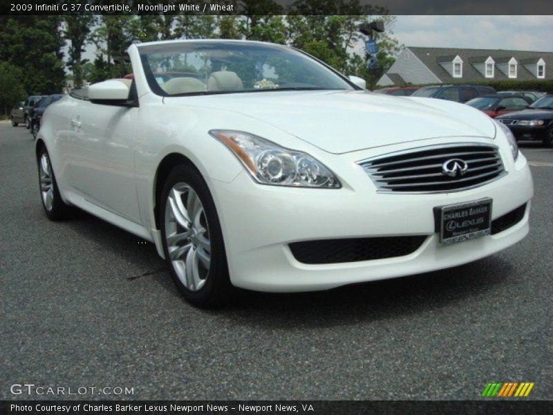 Front 3/4 View of 2009 G 37 Convertible