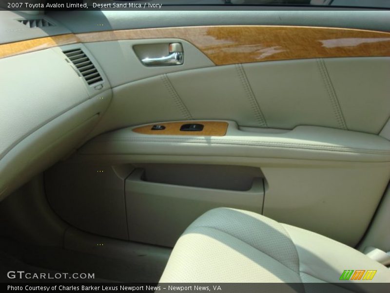 Desert Sand Mica / Ivory 2007 Toyota Avalon Limited
