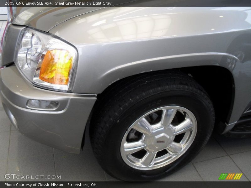 Steel Grey Metallic / Light Gray 2005 GMC Envoy SLE 4x4