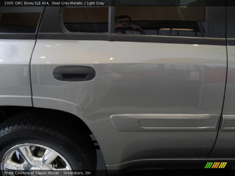 Steel Grey Metallic / Light Gray 2005 GMC Envoy SLE 4x4