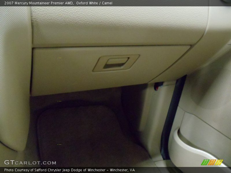 Oxford White / Camel 2007 Mercury Mountaineer Premier AWD
