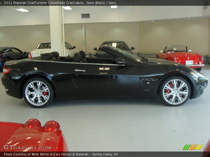 Nero (Black) / Nero 2011 Maserati GranTurismo Convertible GranCabrio