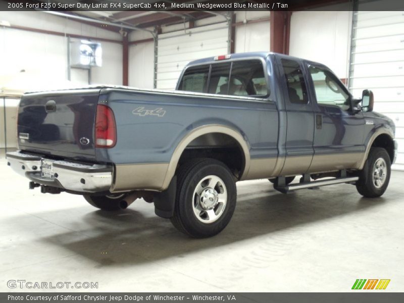 Medium Wedgewood Blue Metallic / Tan 2005 Ford F250 Super Duty Lariat FX4 SuperCab 4x4